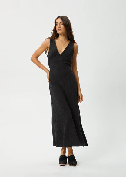 Focus - Seersucker Maxi Dress - Black