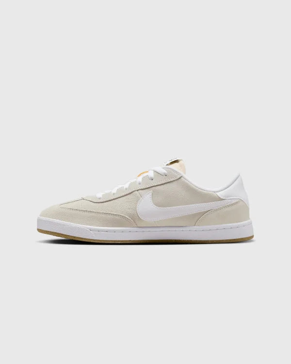 NIKE SB FC CLASSIC