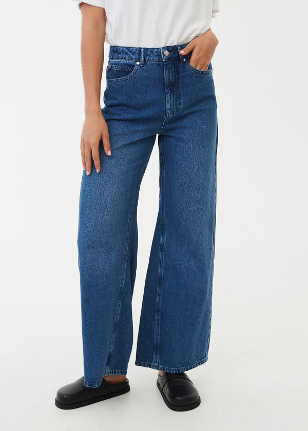 GIGI ORGANIC DEMIN FLARED JEANS