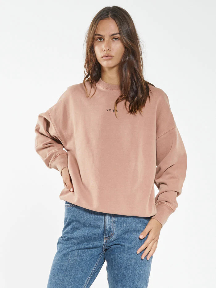 MINIMAL THRILLS SLOUCH CREW